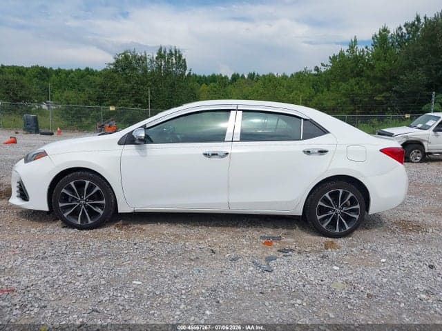 2017 TOYOTA COROLLA SE 14