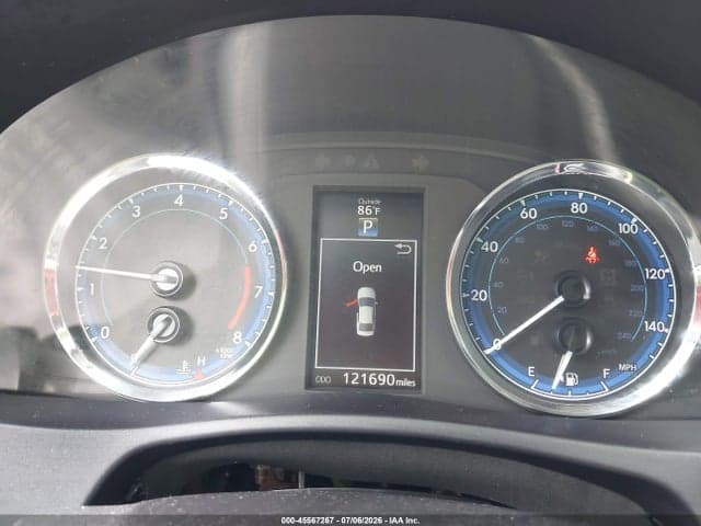 2017 TOYOTA COROLLA SE 7