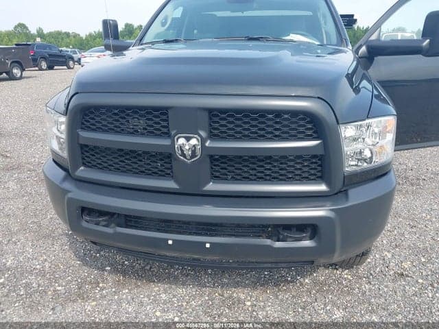 2017 RAM 3500 CHASSIS TRADESMAN/SLT 6