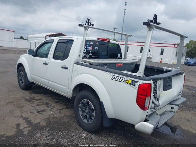 2018 NISSAN FRONTIER PRO-4X 3