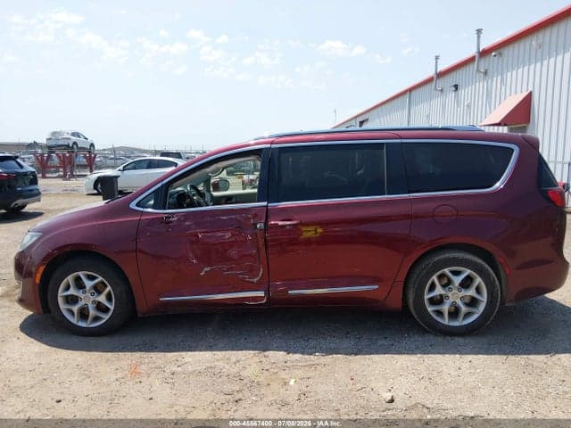 2017 CHRYSLER PACIFICA TOURING-L PLUS 13