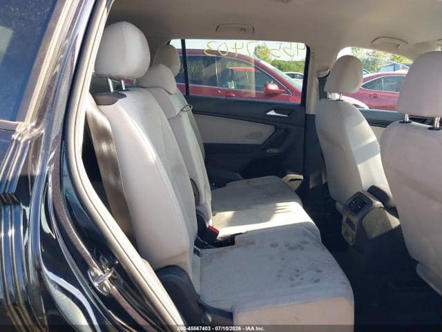 2019 VOLKSWAGEN TIGUAN 2.0T S 8