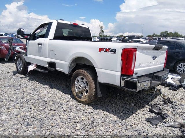 2025 FORD F-350 XLT 3