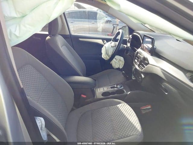 2020 FORD ESCAPE SE 5