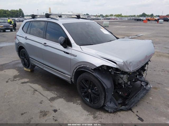 2022 VOLKSWAGEN TIGUAN 2.0T SE R-LINE BLACK