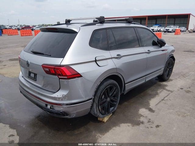 2022 VOLKSWAGEN TIGUAN 2.0T SE R-LINE BLACK 4
