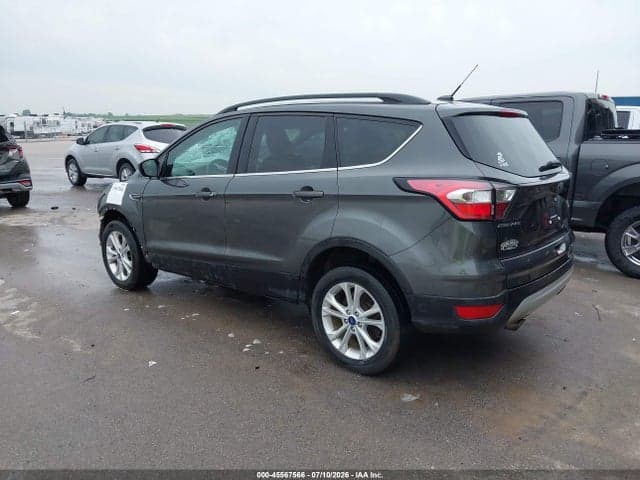 2018 FORD ESCAPE SE 3