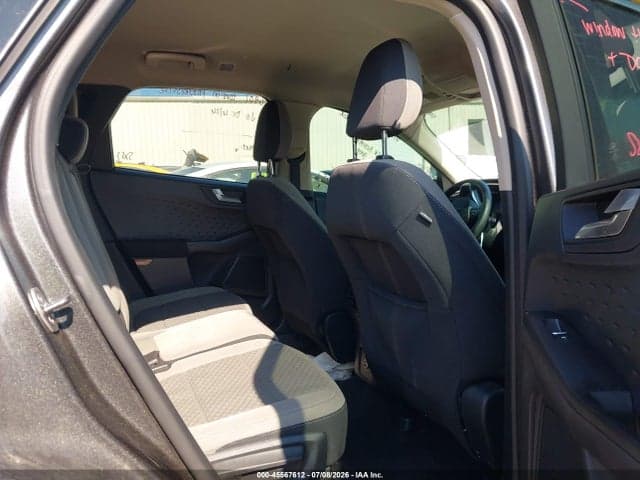 2020 FORD ESCAPE SE 9