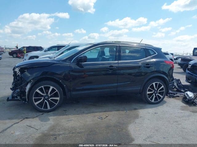 2018 NISSAN ROGUE SPORT SL 14