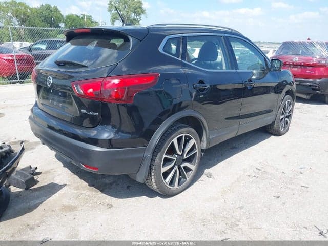 2018 NISSAN ROGUE SPORT SL 4