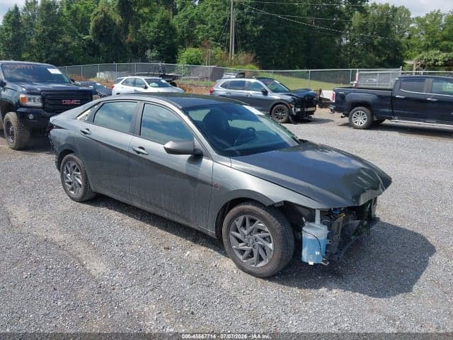 2024 HYUNDAI ELANTRA SEL 1
