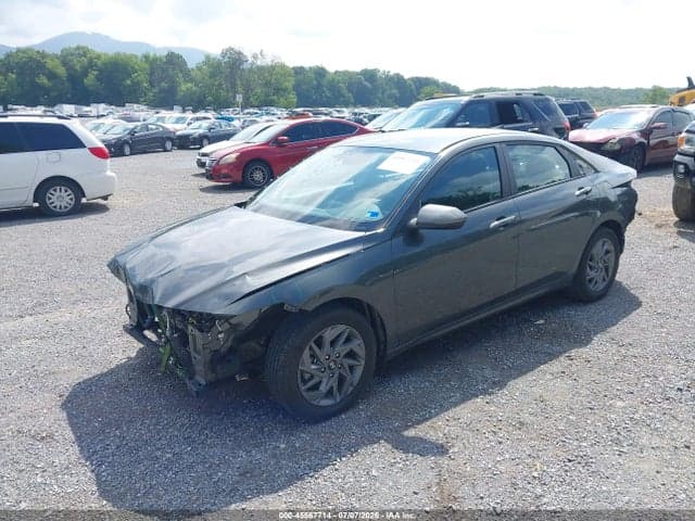 2024 HYUNDAI ELANTRA SEL 2