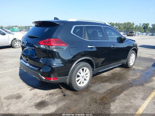 2017 NISSAN ROGUE SV 4