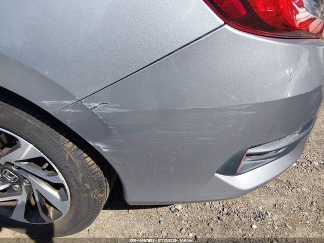 2018 HONDA CIVIC EX 17
