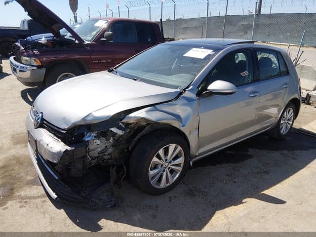 2018 VOLKSWAGEN GOLF 2