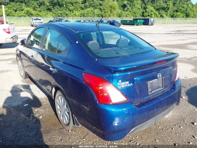 2018 NISSAN VERSA 1.6 SV 3