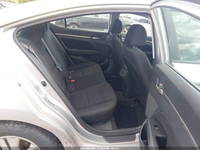 2020 HYUNDAI ELANTRA SEL 8