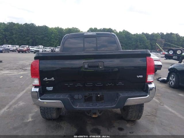 2017 TOYOTA TACOMA SR5 V6 16