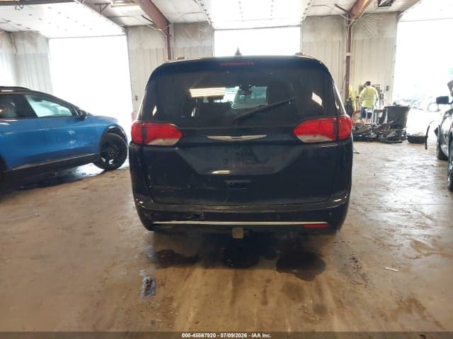 2017 CHRYSLER PACIFICA TOURING-L 16