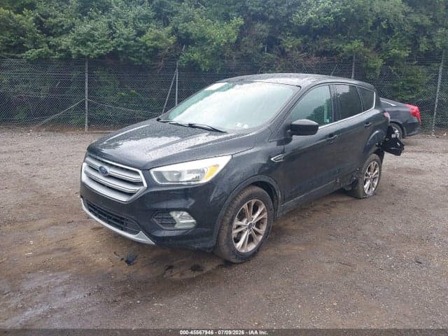2017 FORD ESCAPE SE 2