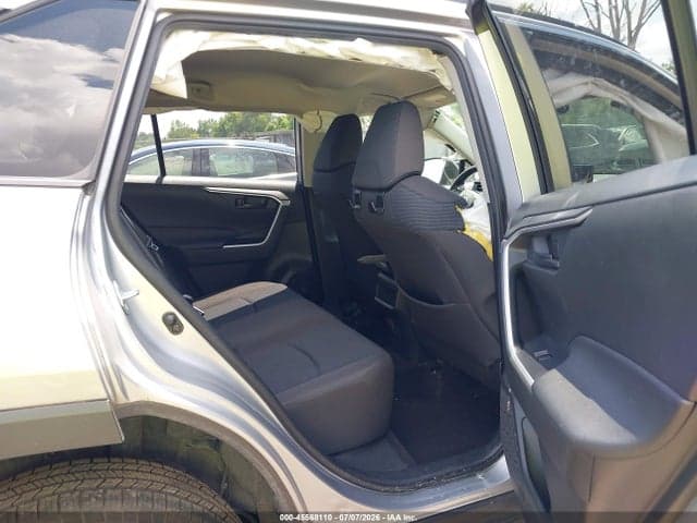 2021 TOYOTA RAV4 LE 8