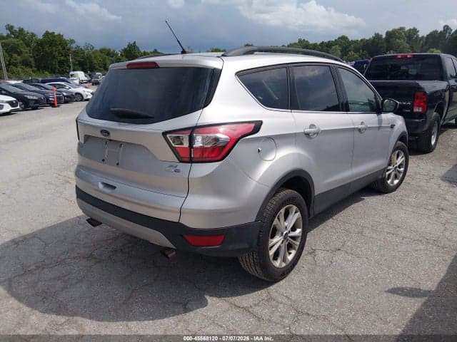 2018 FORD ESCAPE SE 4