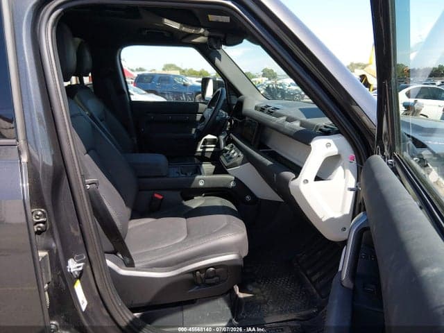 2023 LAND ROVER DEFENDER 110 X-DYNAMIC SE 6