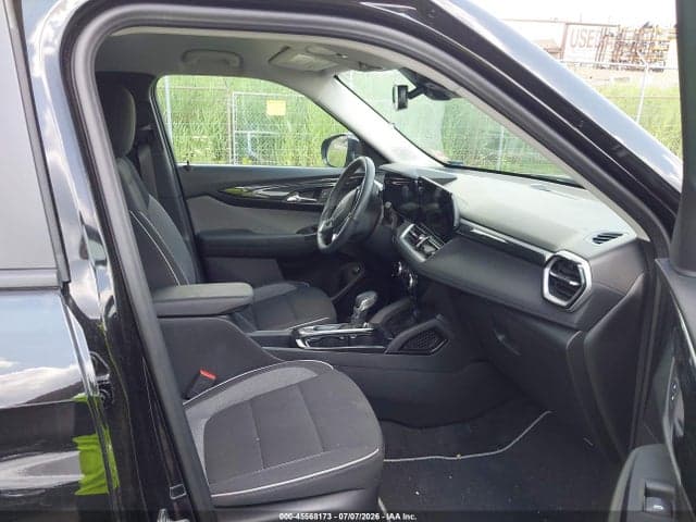 2025 CHEVROLET TRAILBLAZER FWD LT 5