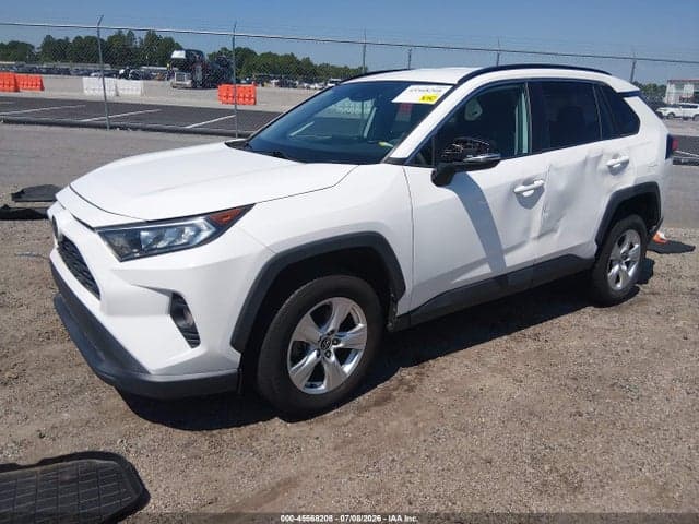 2020 TOYOTA RAV4 XLE 2