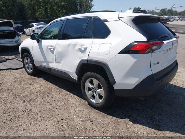 2020 TOYOTA RAV4 XLE 3