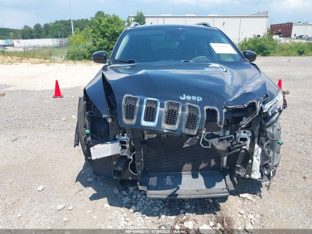 2018 JEEP CHEROKEE LATITUDE FWD 13