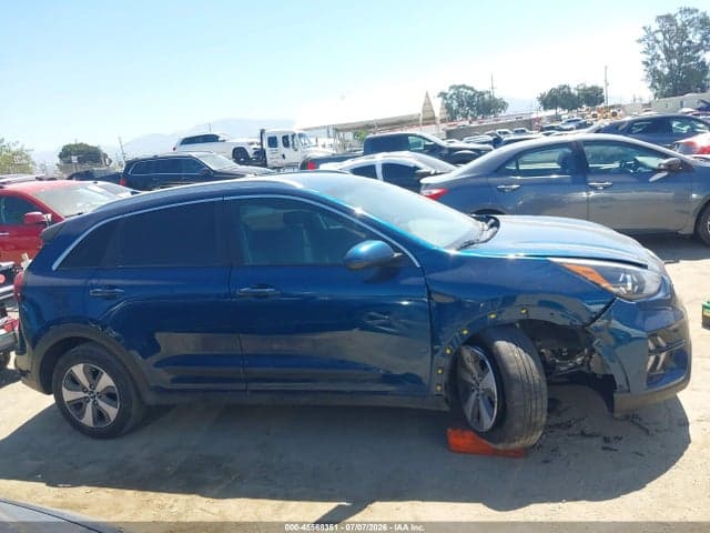 2022 KIA NIRO LX 13
