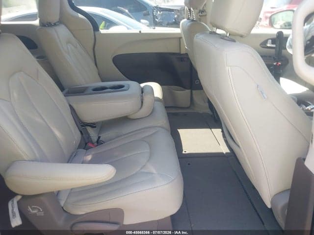 2021 CHRYSLER PACIFICA TOURING 8
