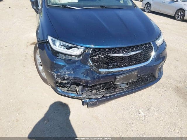 2023 CHRYSLER PACIFICA TOURING L AWD 6