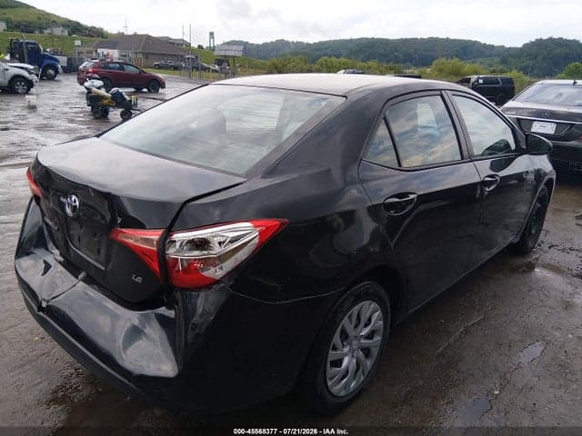 2017 TOYOTA COROLLA LE 4