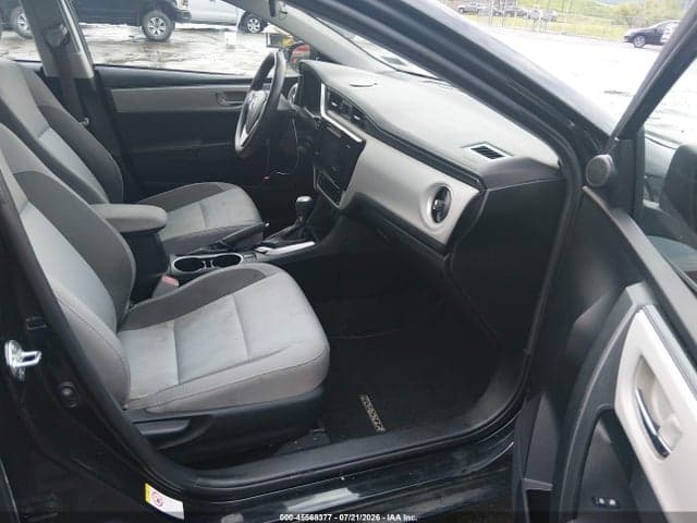 2017 TOYOTA COROLLA LE 5