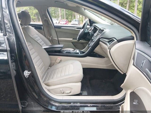2017 FORD FUSION SE 5