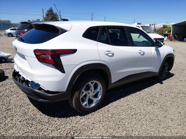 2025 CHEVROLET TRAX FWD LS 4