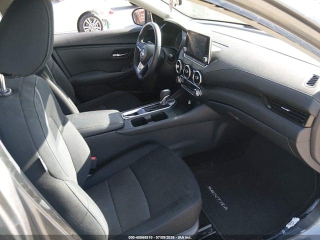 2024 NISSAN SENTRA SV XTRONIC CVT 5