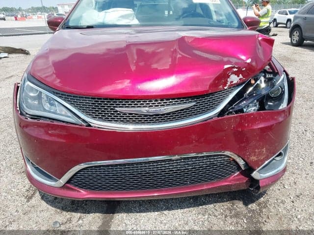 2017 CHRYSLER PACIFICA TOURING-L PLUS 6