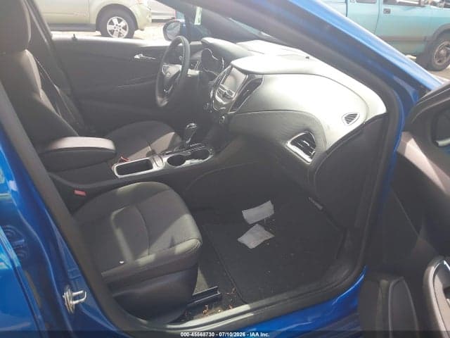 2017 CHEVROLET CRUZE LT AUTO 5