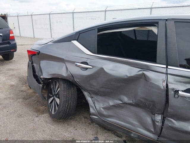 2022 NISSAN ALTIMA SV FWD 6