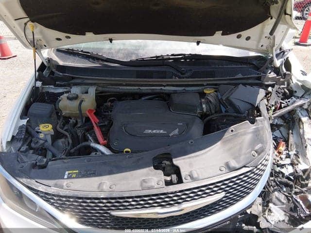 2018 CHRYSLER PACIFICA TOURING L PLUS 10