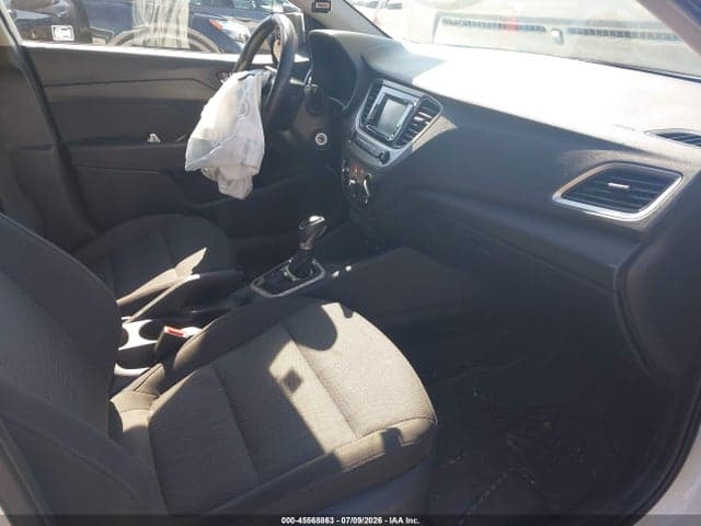 2021 HYUNDAI ACCENT SE 5
