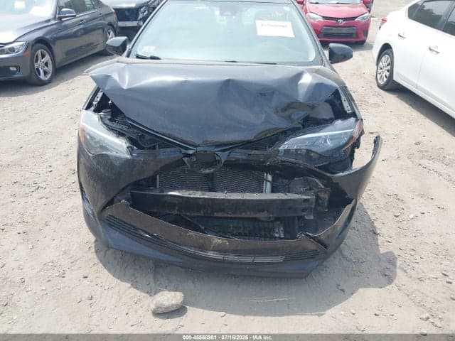 2018 TOYOTA COROLLA LE 12