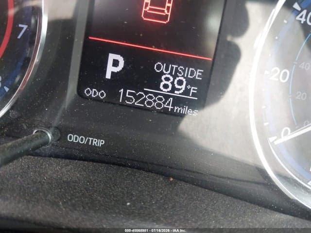 2018 TOYOTA COROLLA LE 15