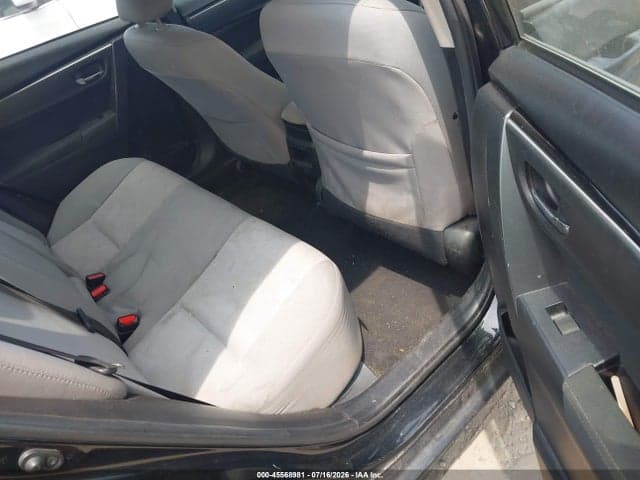 2018 TOYOTA COROLLA LE 8