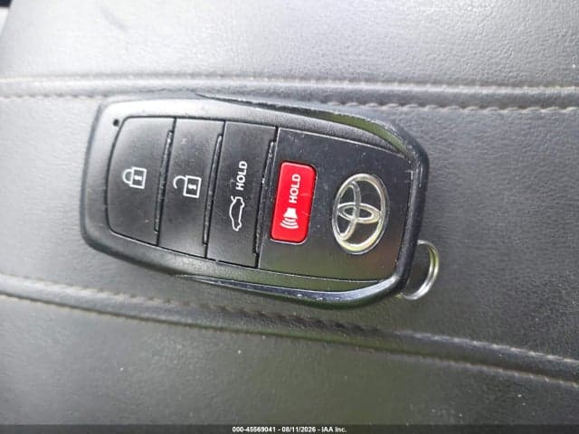 2024 TOYOTA COROLLA LE 11