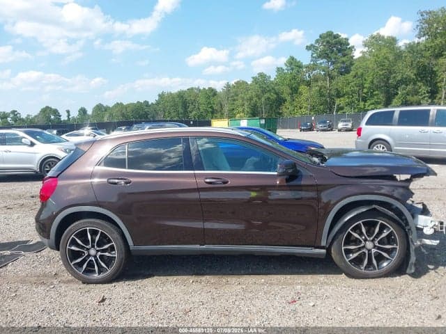 2017 MERCEDES-BENZ GLA 250 14