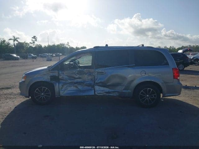 2017 DODGE GRAND CARAVAN SXT 13
